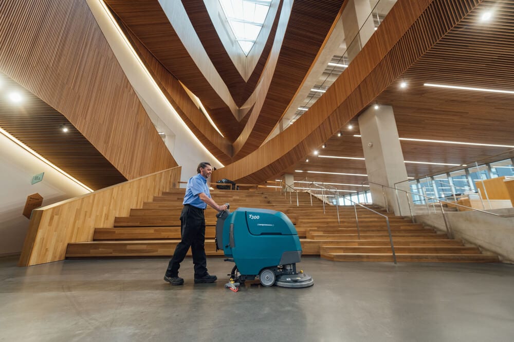 Floor and carpet cleaning