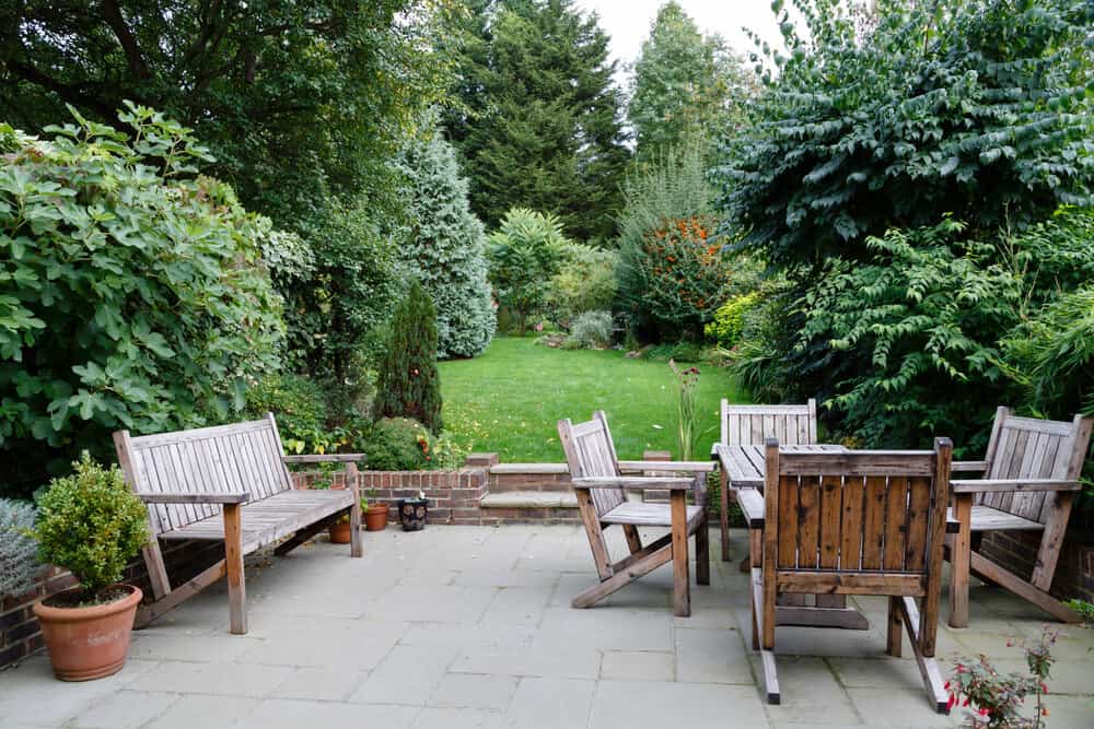 Top Tips On How To Restore and Rejuvenate Garden Furniture