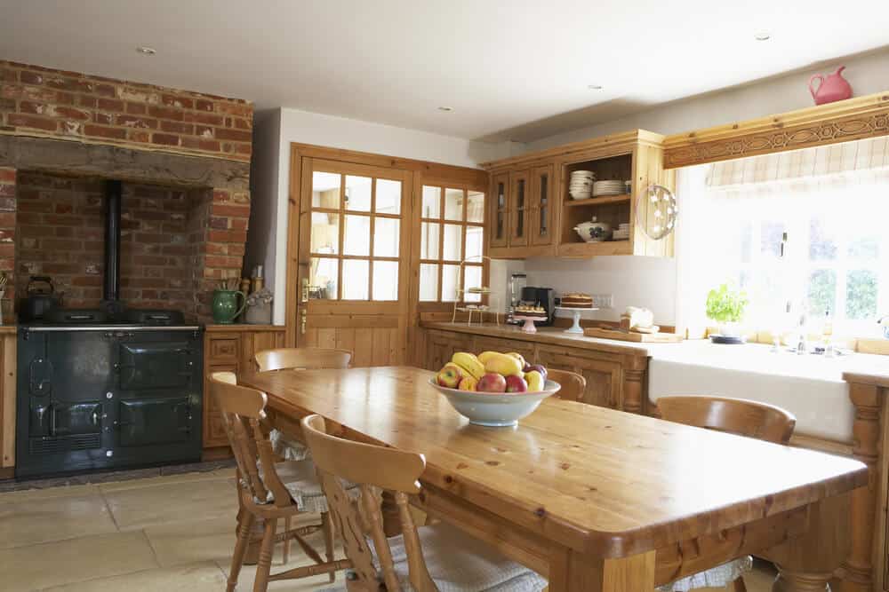 country farmhouse kitchen