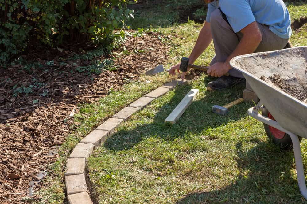 Simple Ways To Smarten Up Your Garden