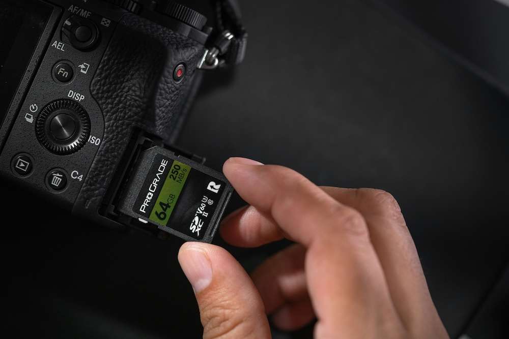 Copy-Panasonic-Lumix-Firmware-File-to-SD-Card