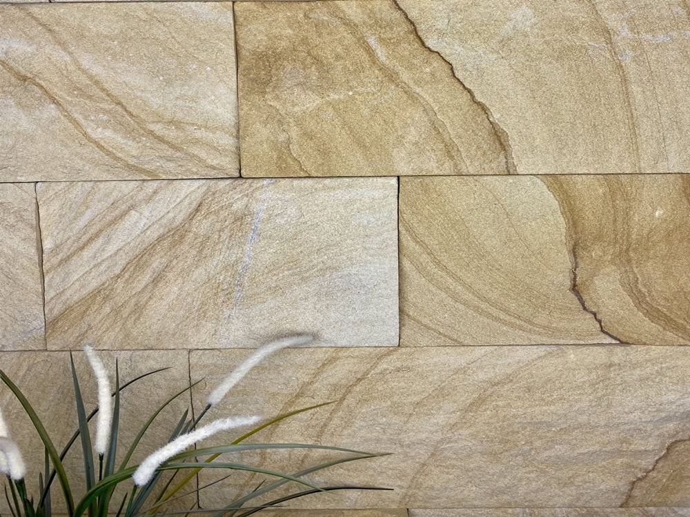 Australian banded kirra sandstone cladding