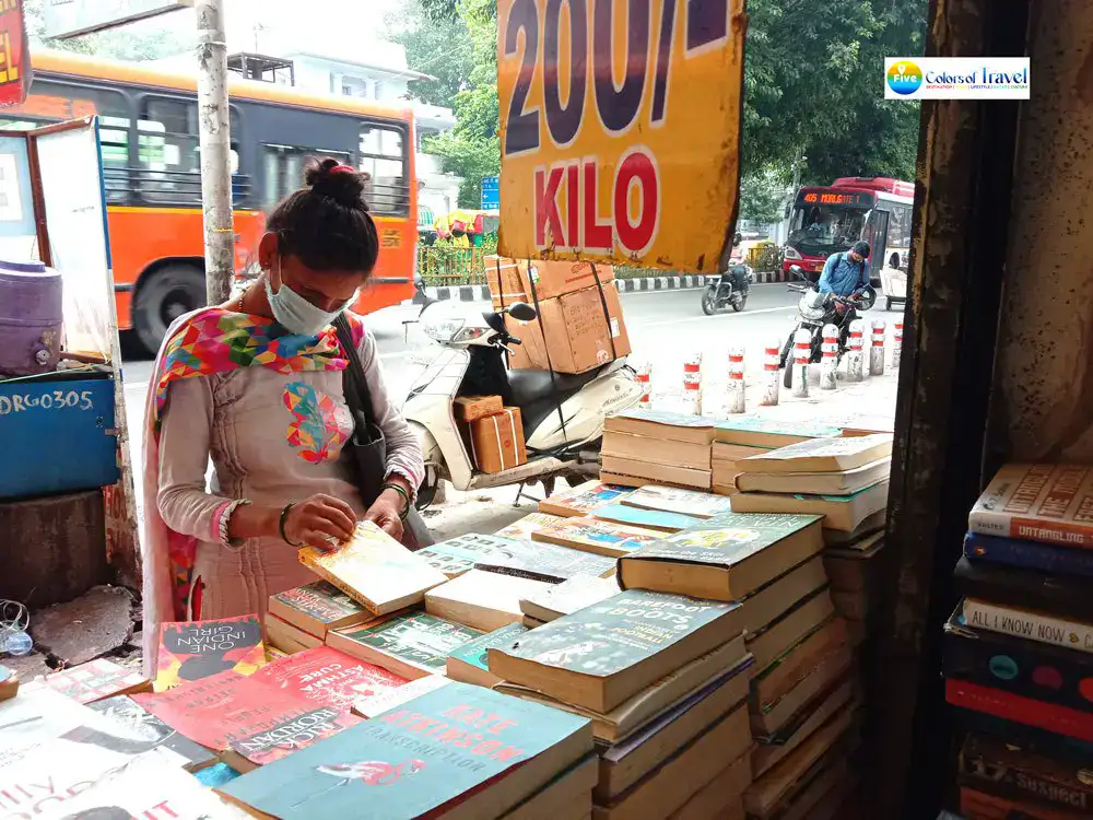 Daryaganj Book Market