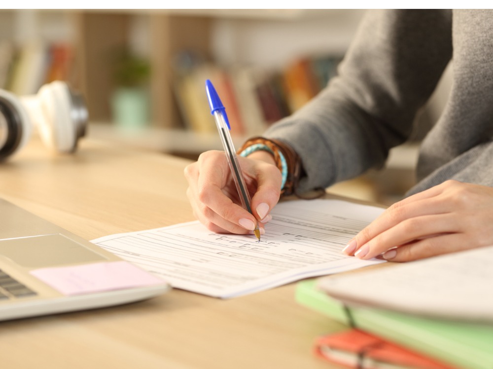 Cấu trúc chi tiết của bài thi IELTS Writing test bạn cần biết