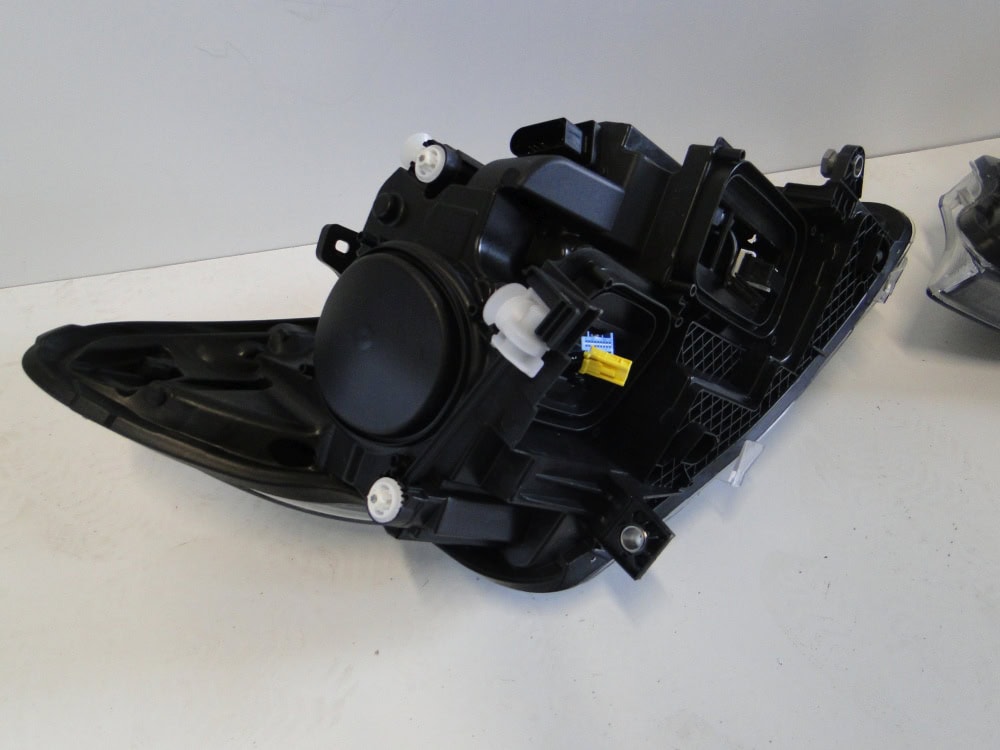 MERCEDES V KLASA W447 LAMPA XENON LAMPY KOMPLET - obrazek 7