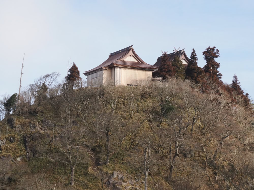 英彦山山頂の神社