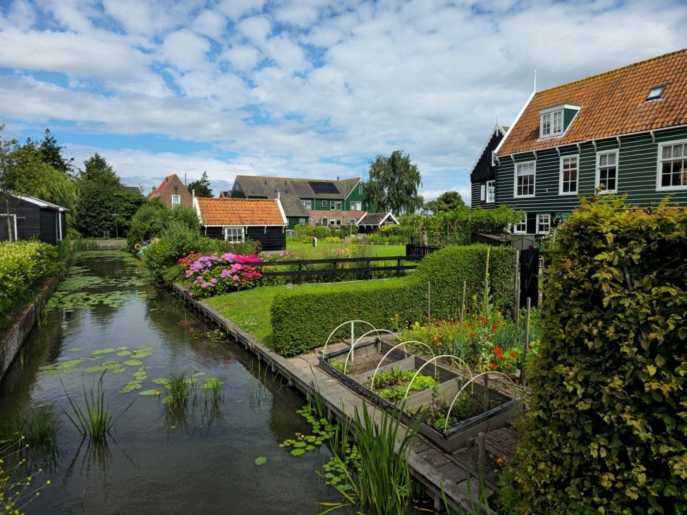 荷蘭馬肯傳統木屋,夏季鄉村風景,阿姆斯特丹近郊景點 Marken Netherlands