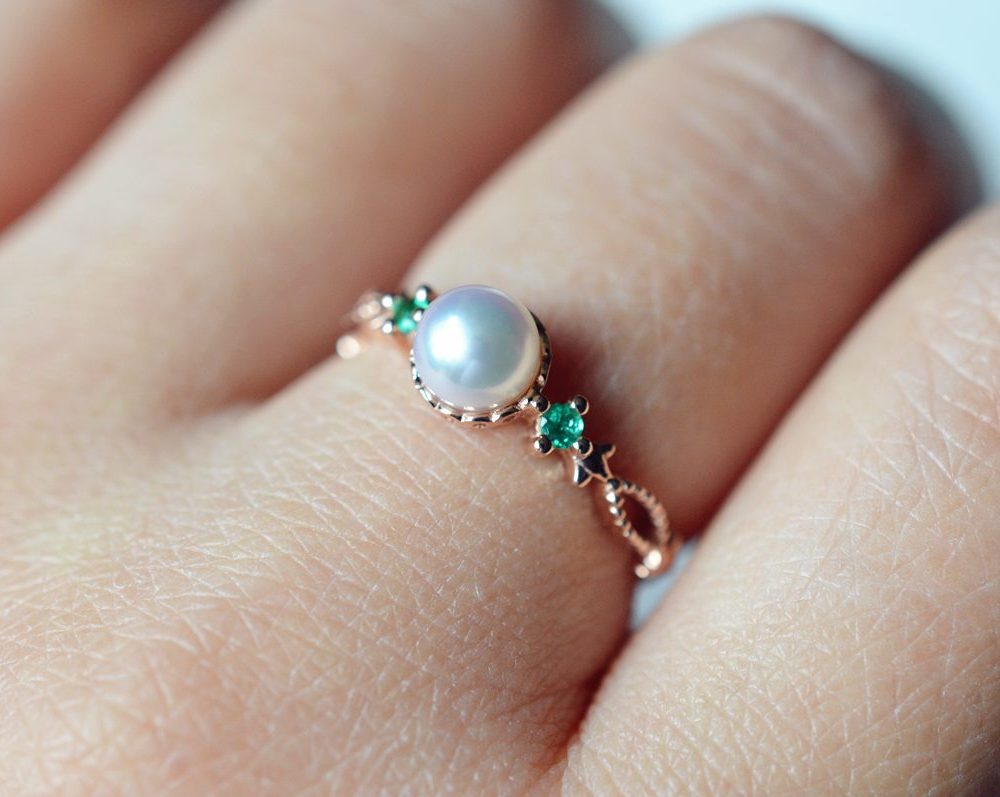 Natural Akoya Pearl Ring With Emerald - Hermione - Image 5