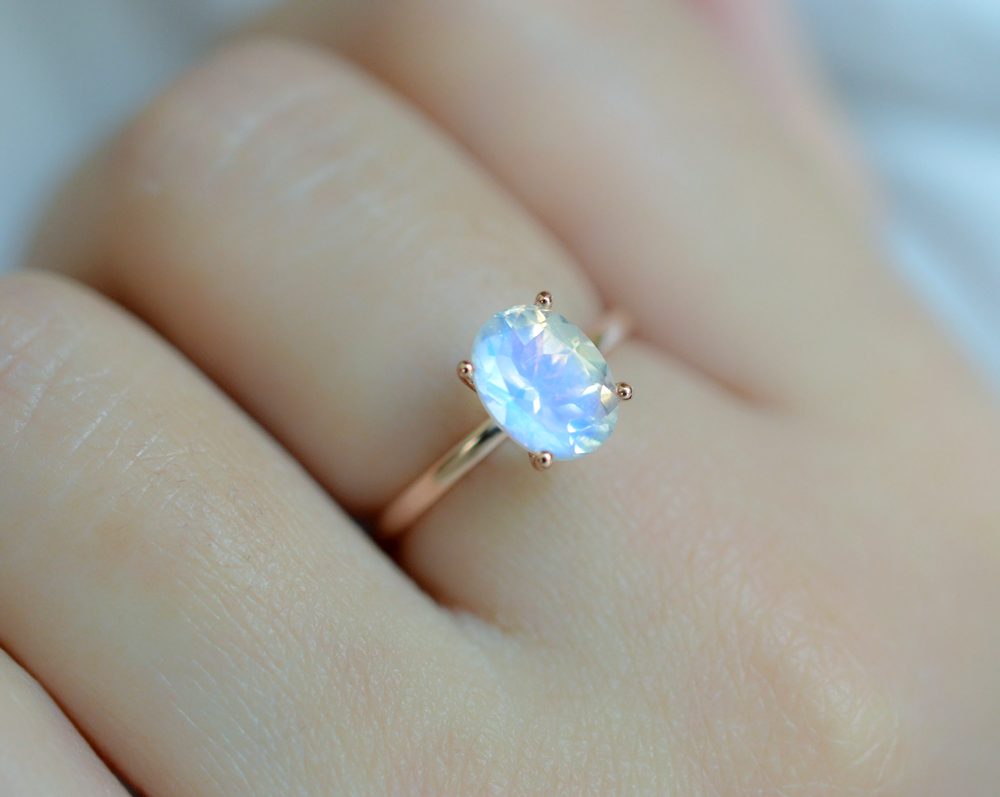 solitaire moonstone ring