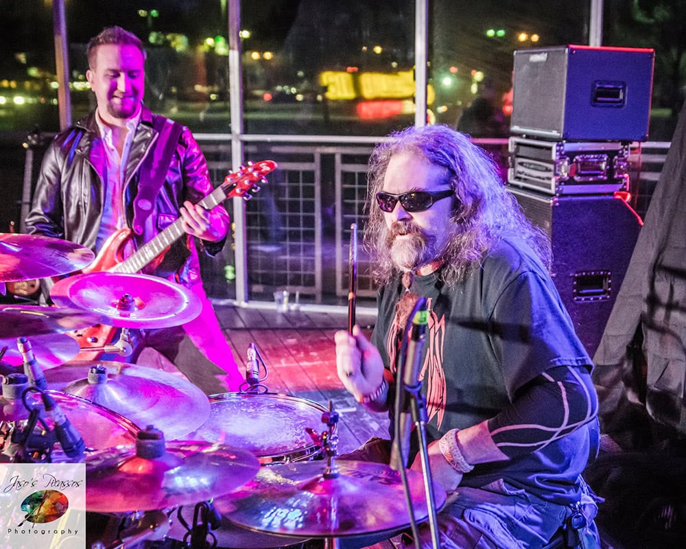 James Brennaman and Eric fox of Pulse perform at Gas Monky Bar and Grill, January 2018