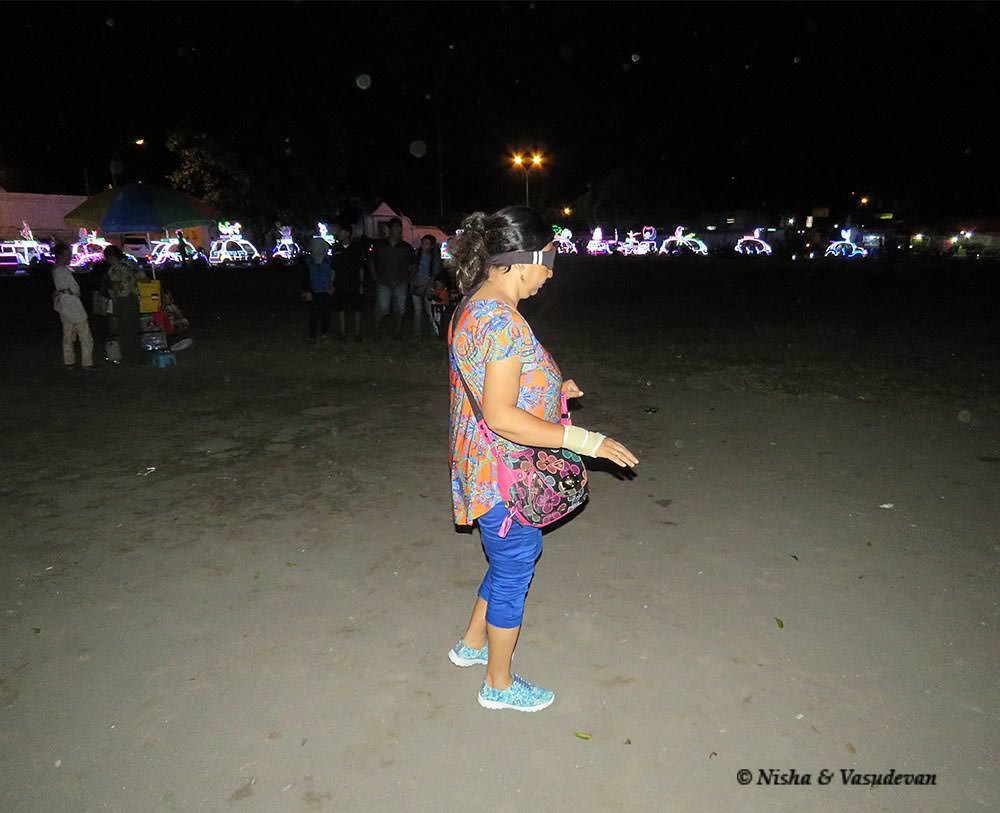 things to do in yjogjakarta: Blind fold & pass thru 2 banyan trees in southern square