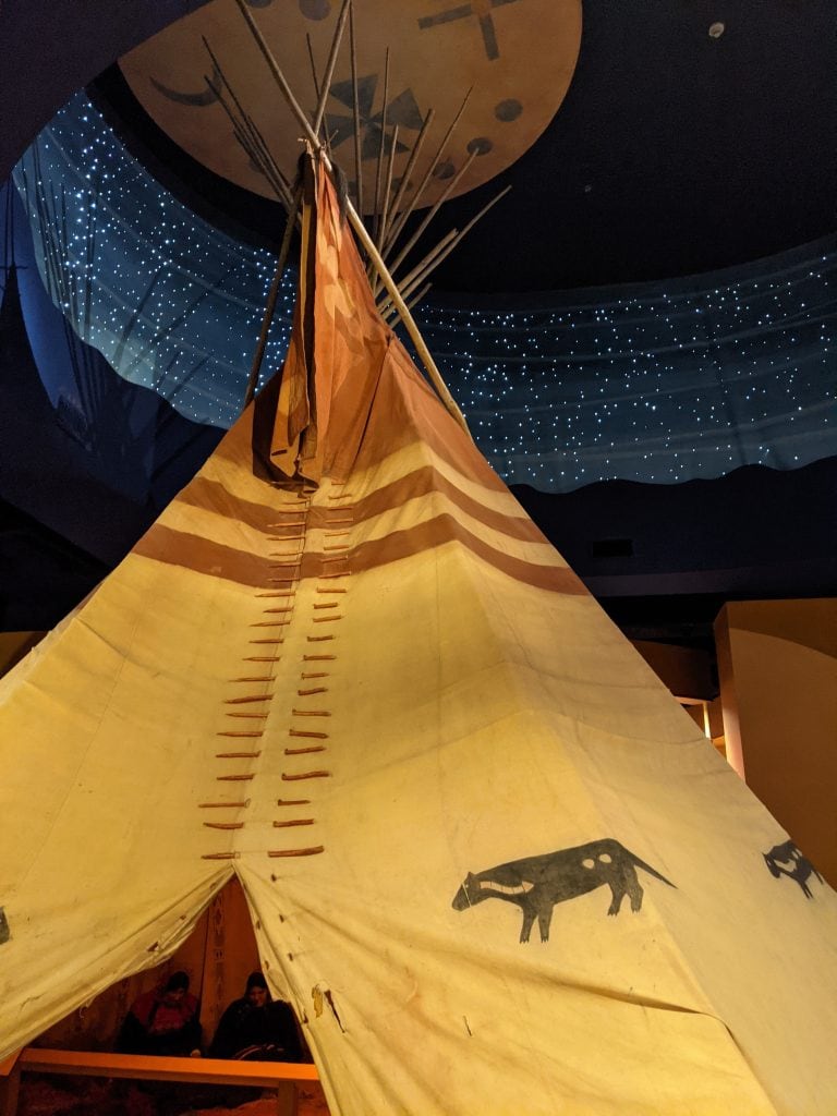 Niitsitapiisini Our Way of Life Exhibit