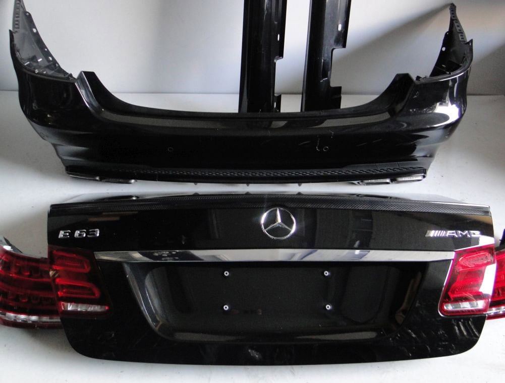 E KLASA W212 63 AMG ZDERZAK + KLAPA + LAMPA CARBON - obrazek 2