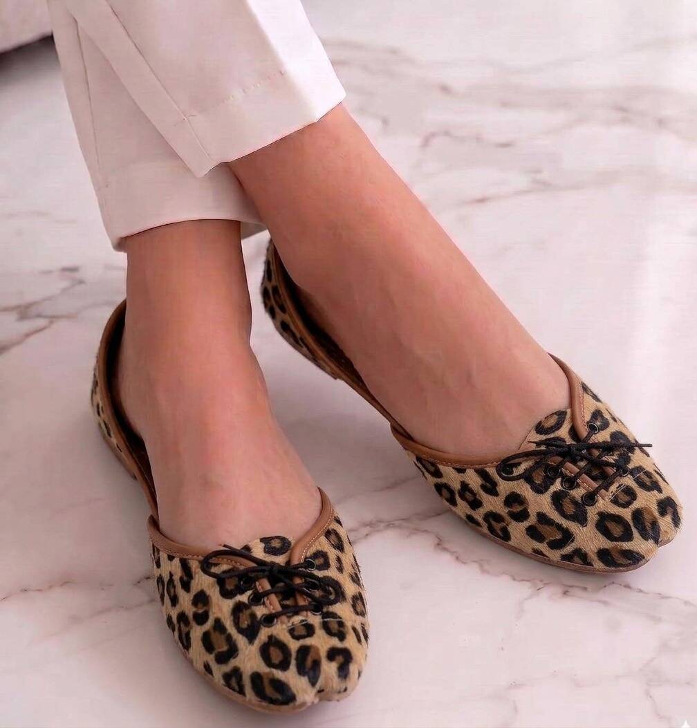 Leopard Print Lace-Up Jutti
