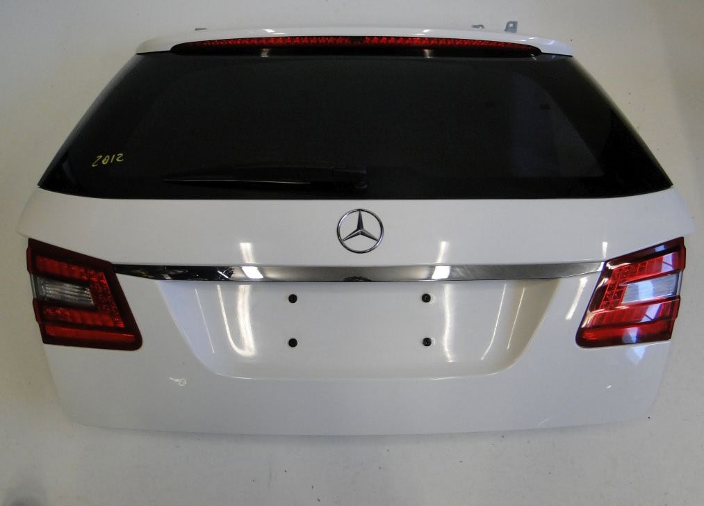 MERCEDES E KLASA W212 KOMBI KLAPA Z SZYBĄ 2012