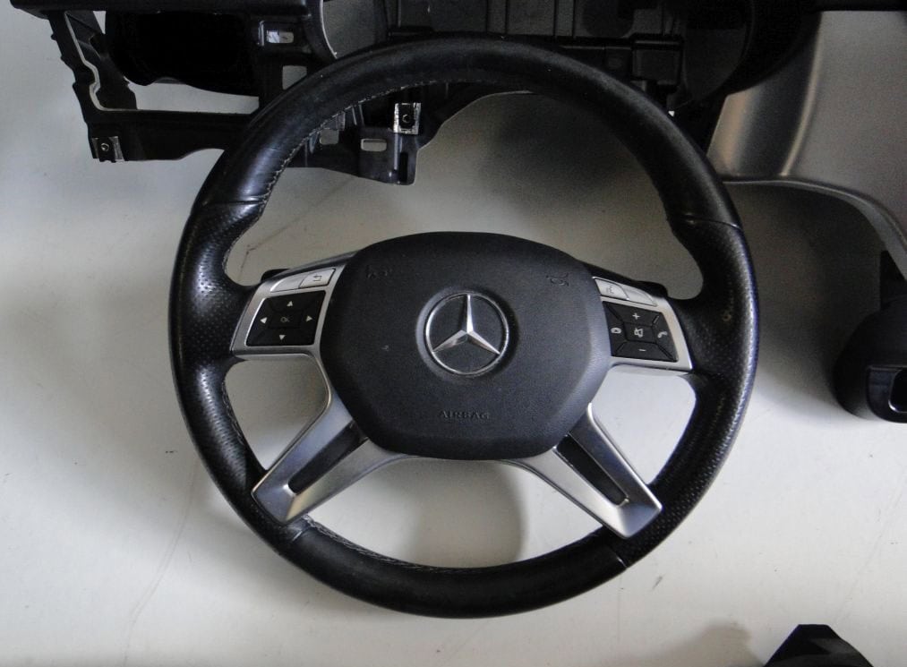 MERCEDES ML W166 GL W166 PODUSZKA - obrazek 2
