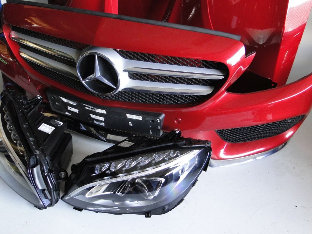 MERCEDES C KLASA W205 ZDERZAK PRZEDNI AMG - obrazek 4