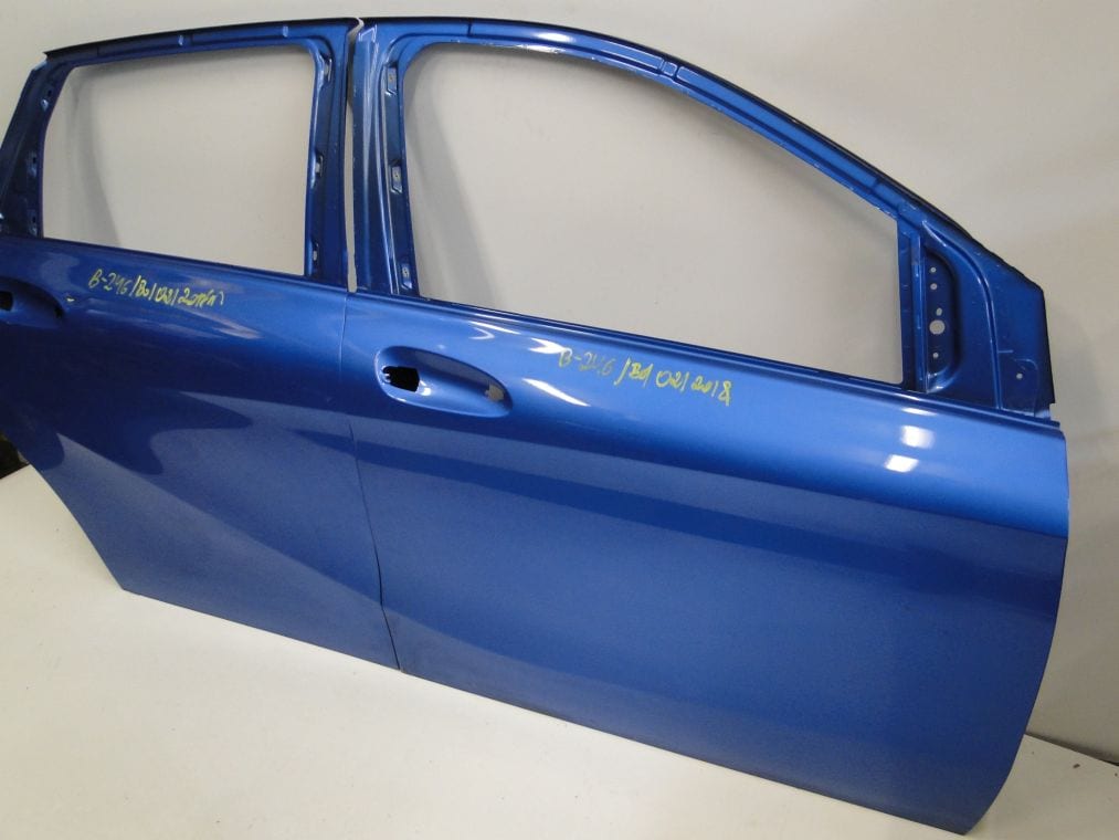 MERCEDES B KLASA W246 DRZWI PRAWE PRZEDNIE