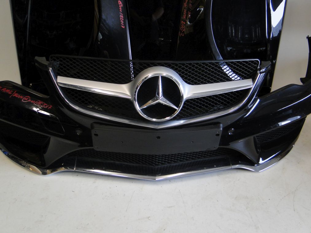 MERCEDES E KLASA W207 COUPE CABRIO GRILL ATRAPA