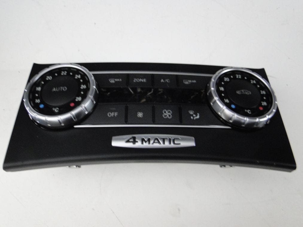 MERCEDES C KLASA W204 PO LIFCIE PANEL STEROWANIA KLIMATYZACJI - obrazek 2
