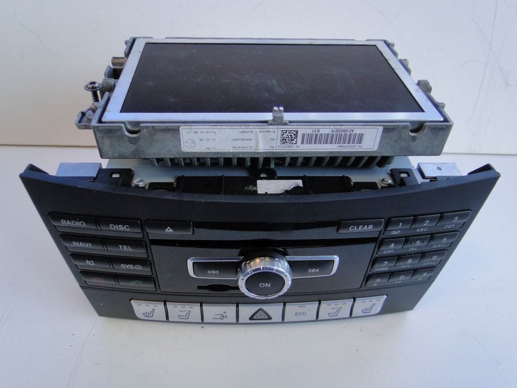 MERCEDES E KLASA W212 RADIO WYŚWIETLACZ CD A2129005325