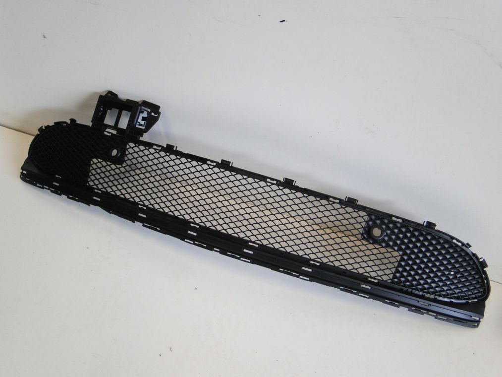 MERCEDES CLA W117 KRATKA A1178852500 A1178801500 - obrazek 2