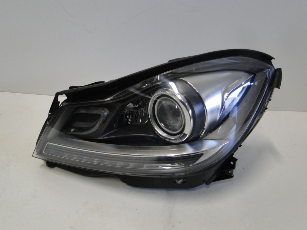 MERCEDES C KLASA W204 PO LIFCIE LAMPA KSENON LEWA XENON