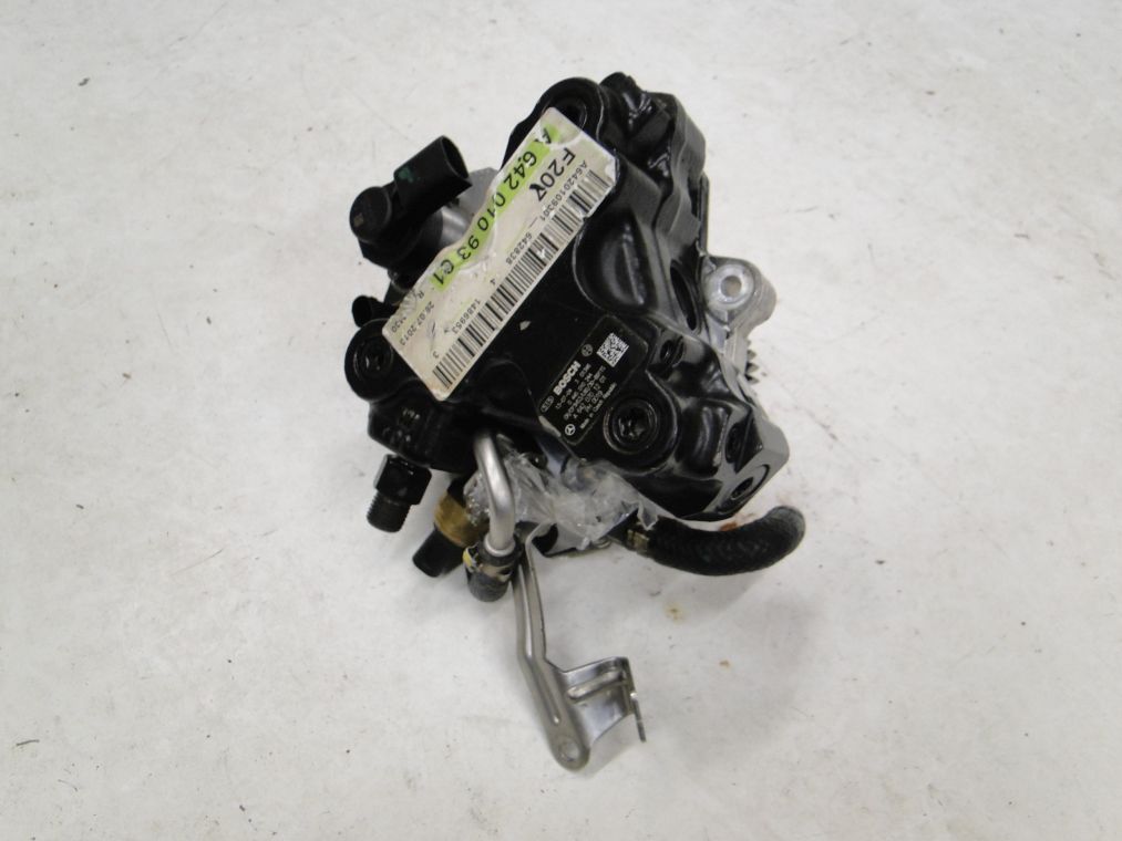 MERCEDES OM 642 POMPA WTRYSKOWA A6420701201 BOSCH - obrazek 3