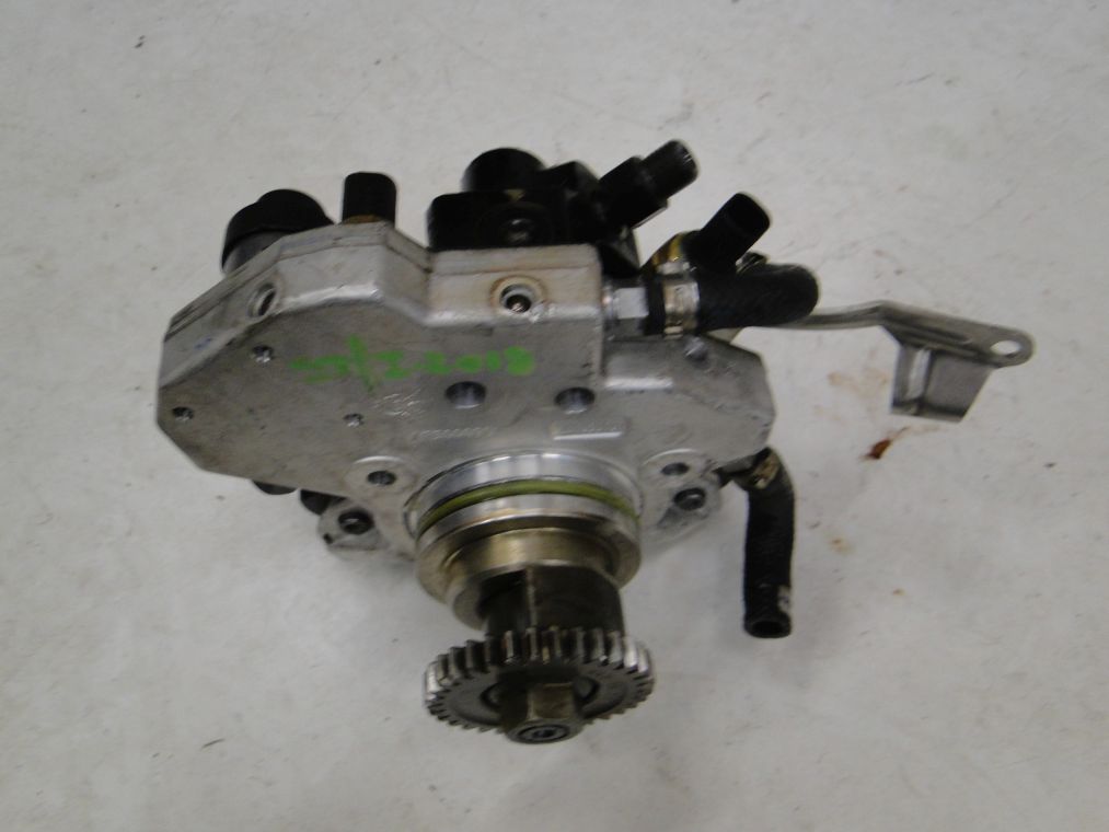 MERCEDES OM 642 POMPA WTRYSKOWA A6420701201 BOSCH - obrazek 6