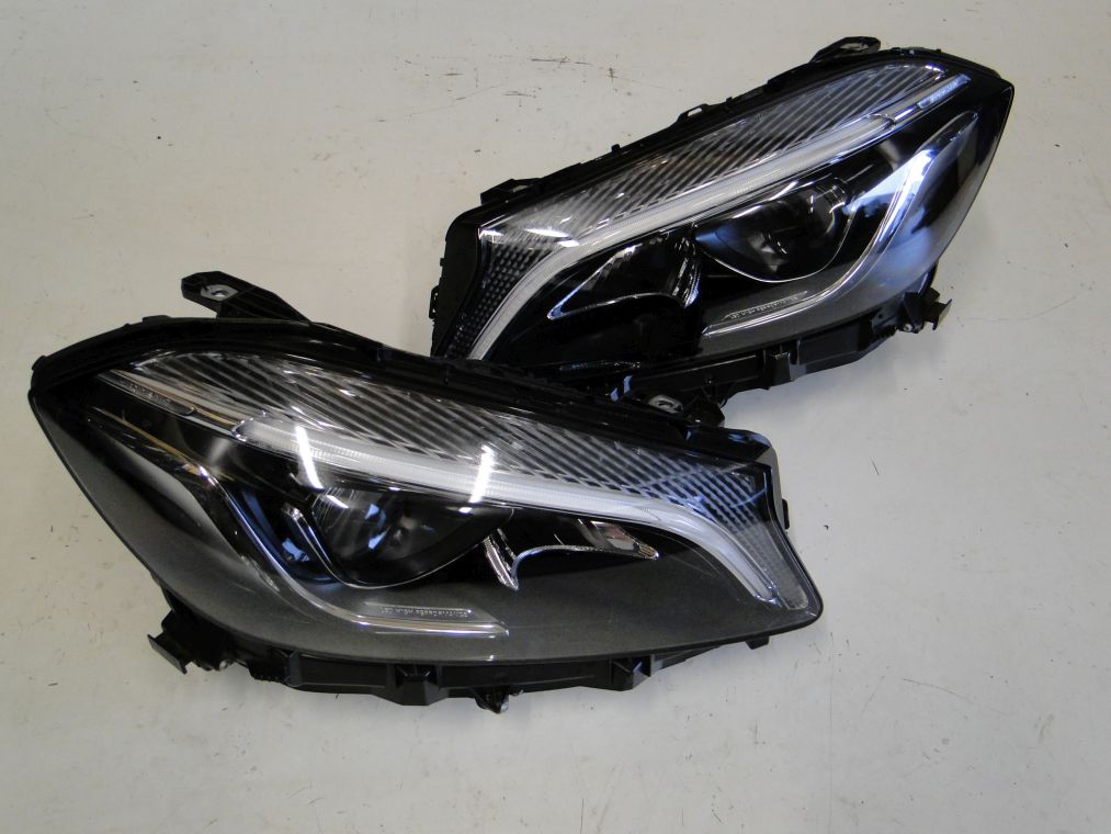 MERCEDES A KLASA W176 PO LIFCIE LAMPA XENON PRAWA LEWA - obrazek 4