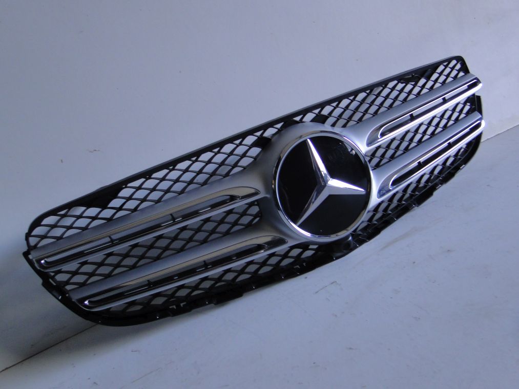 MERCEDES GLC X253 GRILL ATRAPA NA DISTRONIK
