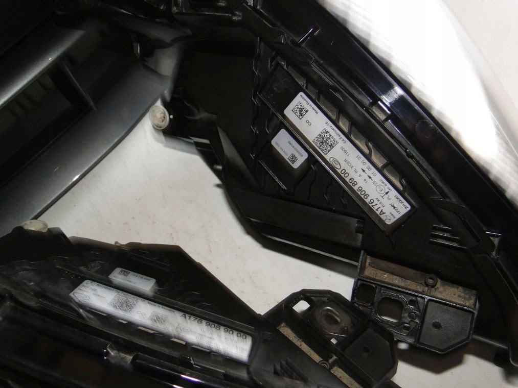 MERCEDES A KLASA 176 PO LIFCIE LAMPA LED PRAWA LEWA AMG - obrazek 5