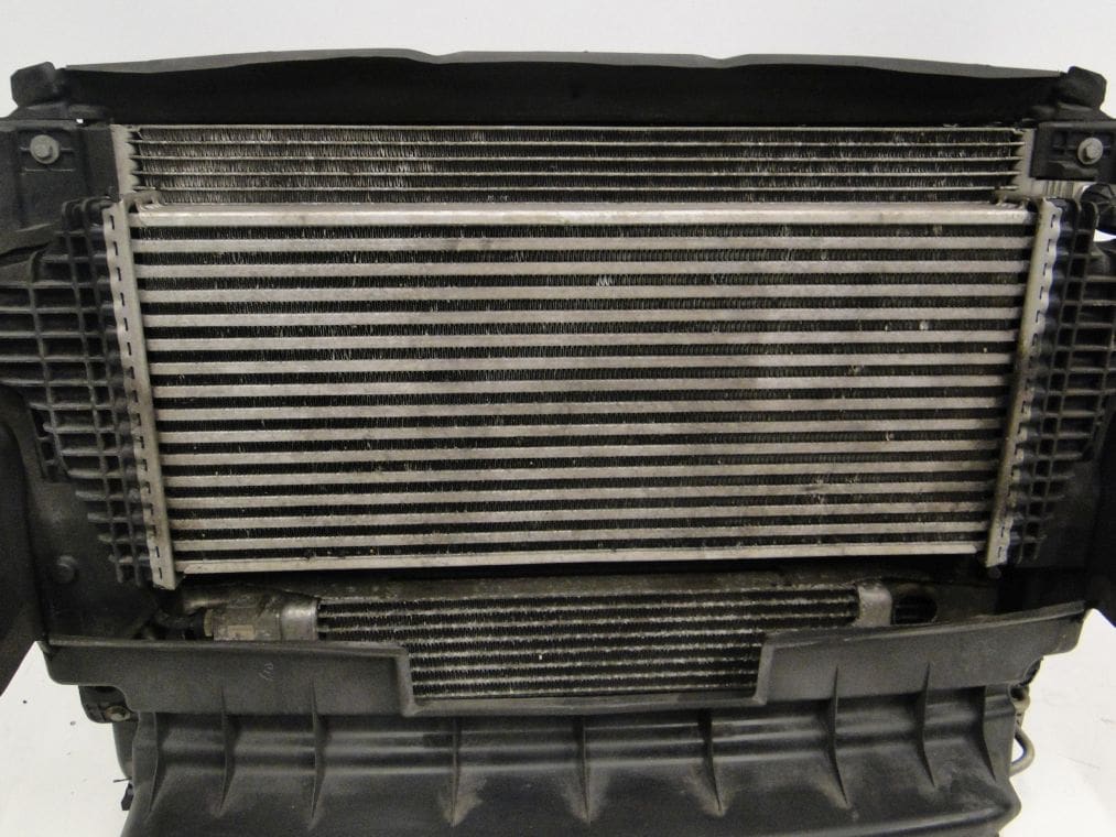 MERCEDES GL W164 ML W164 R KLASA W251 INTERCOOLER BEHR - obrazek 3