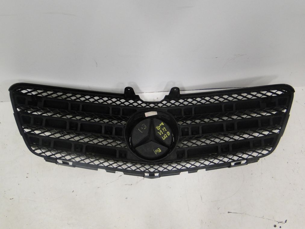 MERCEDES R KLASA W251 PO LIFCIE GRILL AMG ATRAPA - obrazek 4