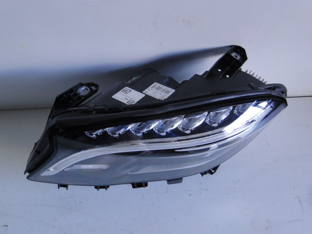 MERCEDES GLA X156 PO LIFCIE LAMPA XENON LEWA - obrazek 3
