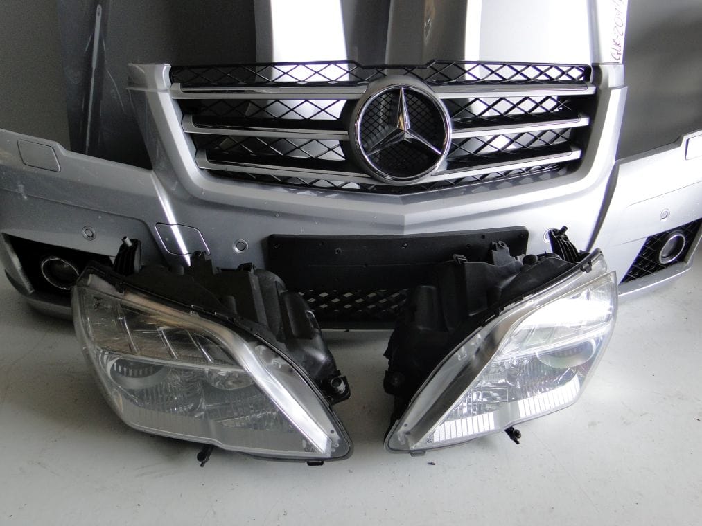MERCEDES GLK X204 LAMPA XENON PRAWA LEWA