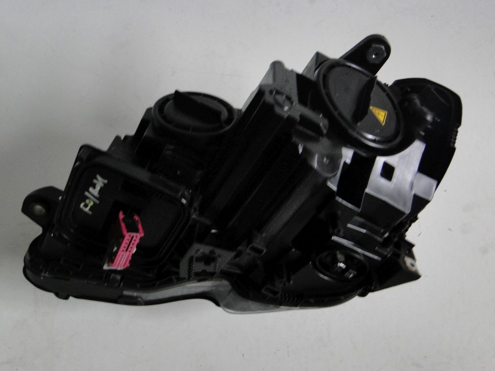 MERCEDES C KLASA W204 PO LIFCIE LAMPA PRAWA BI-XENON - obrazek 6