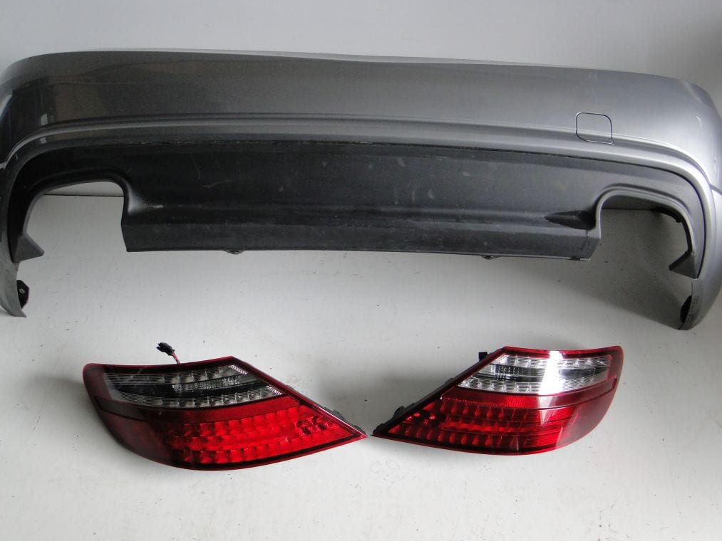 MERCEDES SLK R172 PO LIFCIE 55 AMG LAMPA TYLNA CZARNA KOMPLET