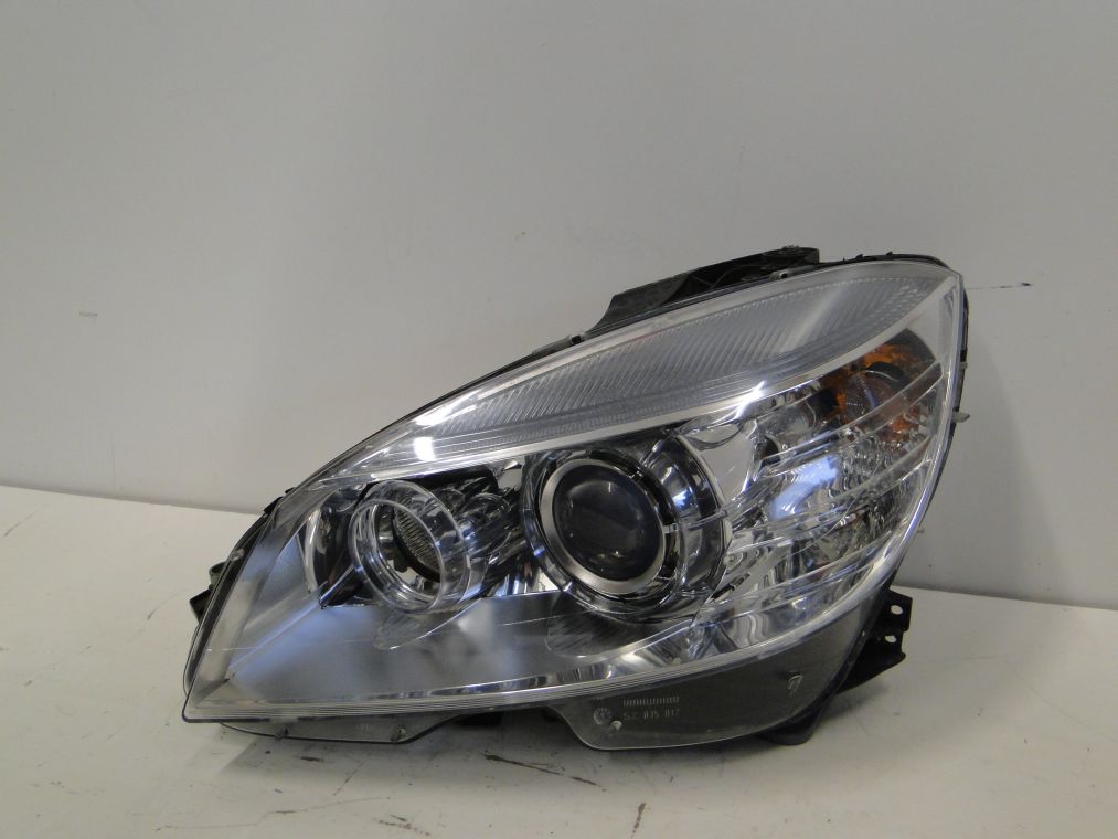MERCEDES C KLASA W204 LAMPA XENON LEWA KSENON