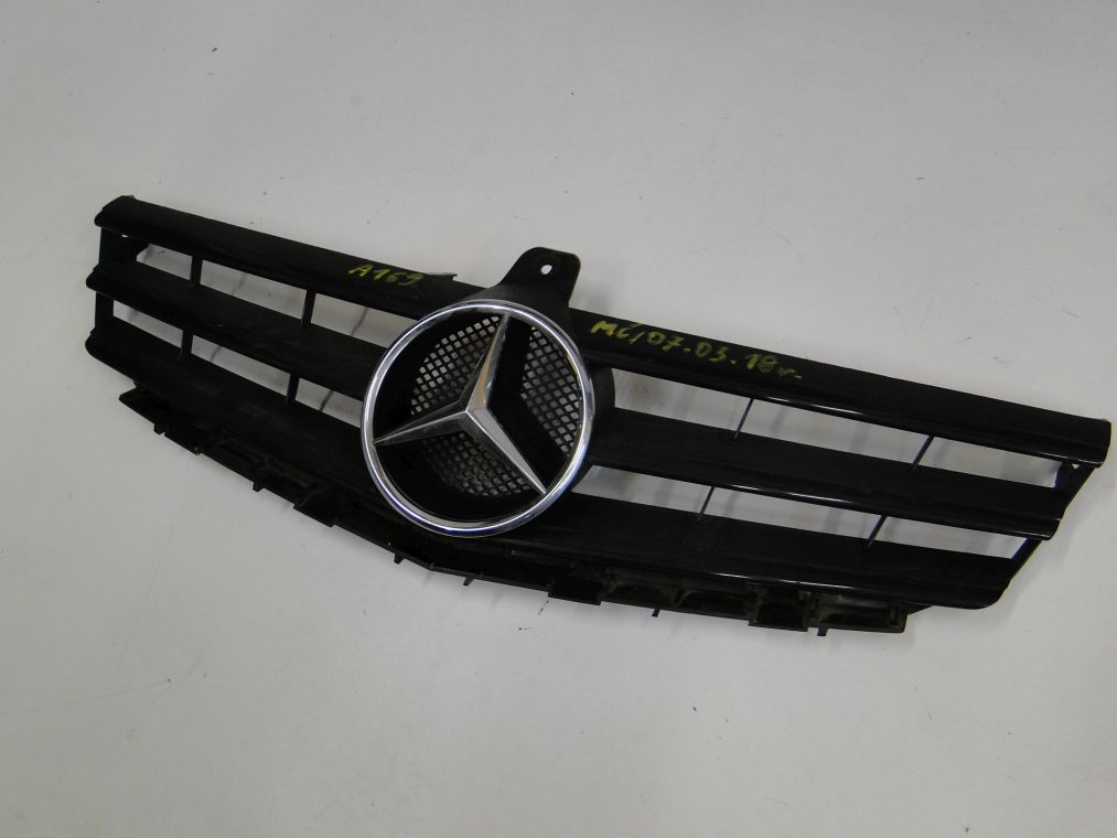MERCEDES A KLASA W169 PO LIFCIE GRILL ATRAPA
