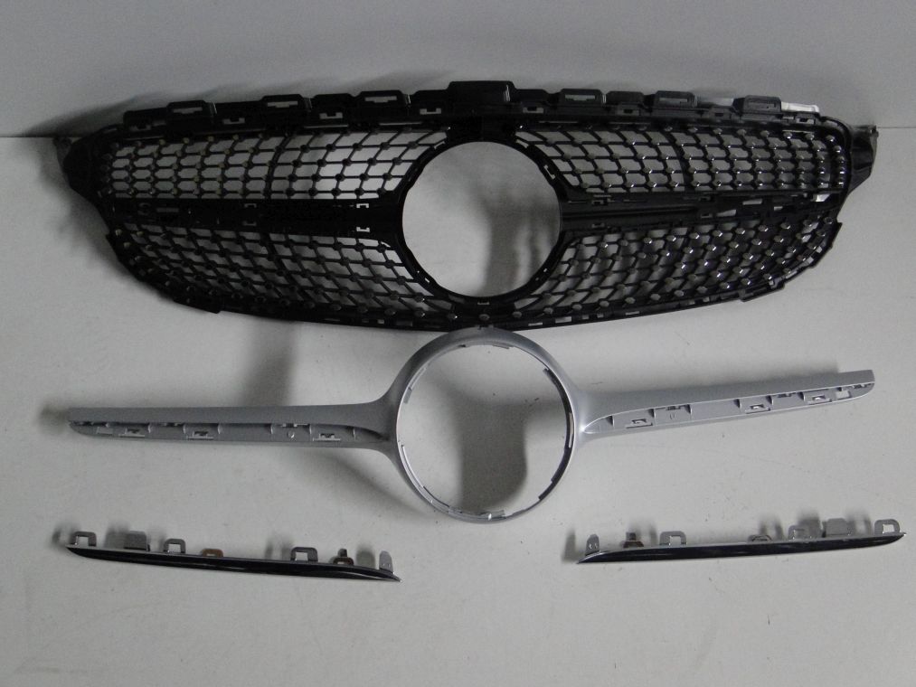 MERCEDES C KLASA W205 GRILL DIAMENT ATRAPA NOWY - obrazek 4