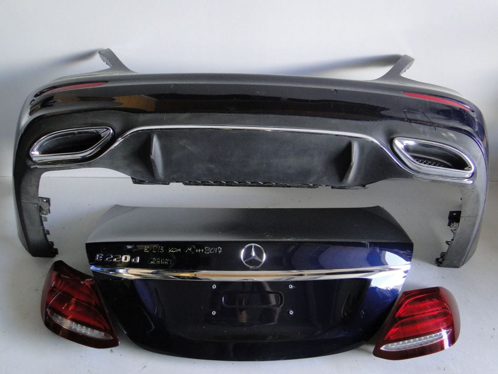 MERCEDES E KLASA W213 AMG ZDERZAK KLAPA LAMPA