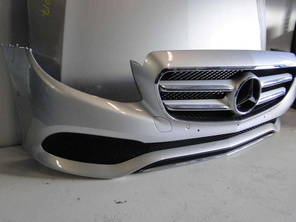 MERCEDES E KLASA W213 AVANTGARDE AMG ZDERZAK PRZEDNI - obrazek 5