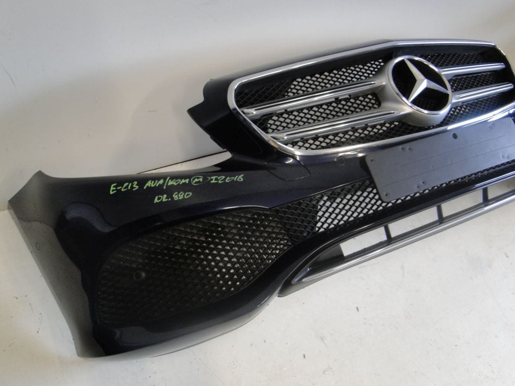 MERCEDES E KLASA W213 AVANTGARDE ZDERZAK PRZEDNI KOLOR 890 - obrazek 7