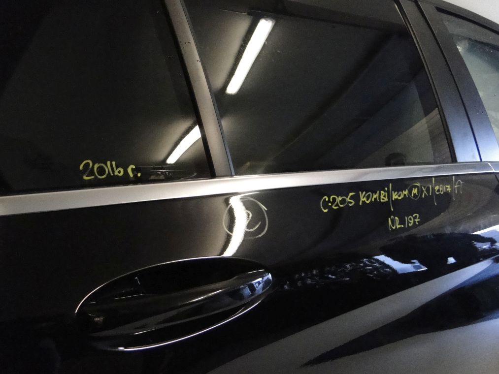 MERCEDES C KLASA W205 DRZWI PRAWE PRZEDNIE TYLNE - obrazek 7