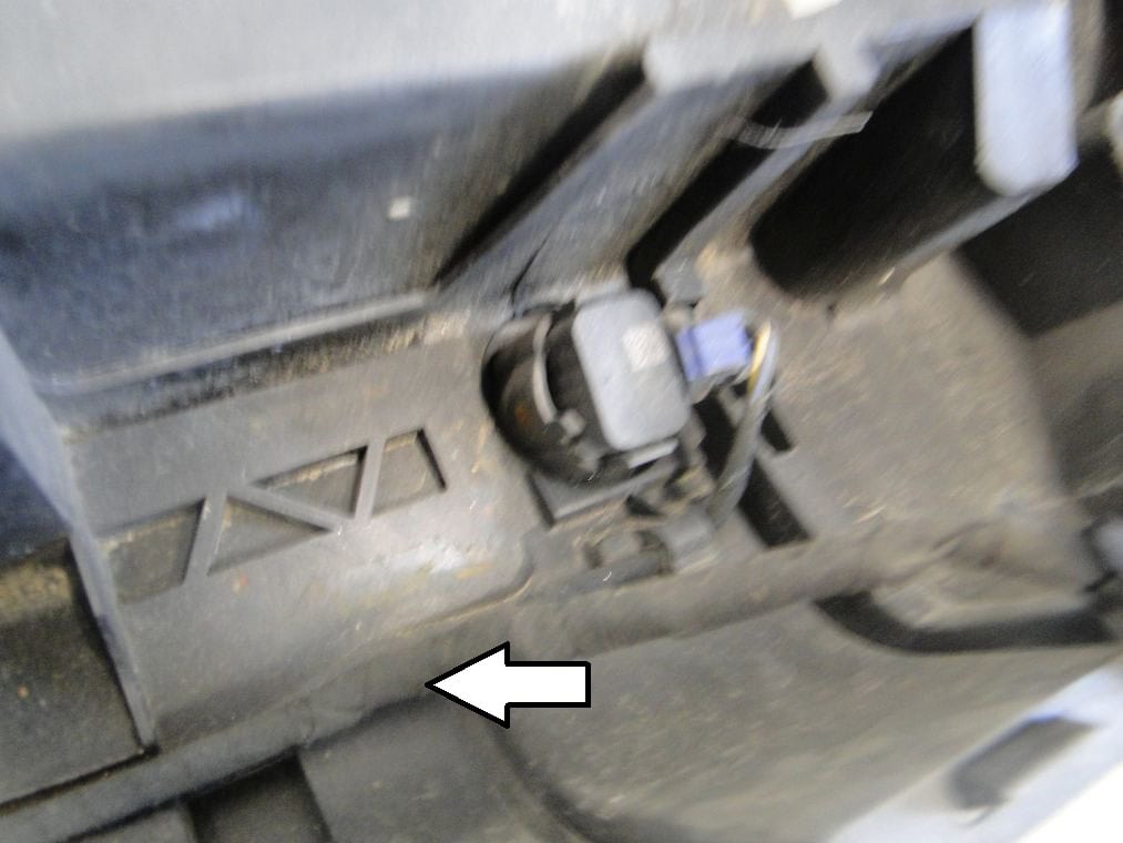 MERCEDES VITO W639 INSTALACJA PARKTRONIKÓW TYŁ - obrazek 2