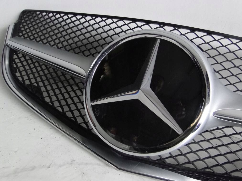 MERCEDES E KLASA W207 PO LIFCIE GRILL ATRAPA NA DISTRONIK - obrazek 3