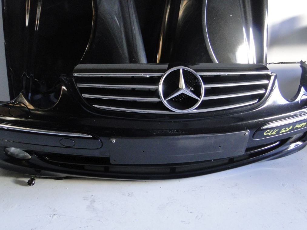 MERCEDES CLK W209 GRILL ATRAPA