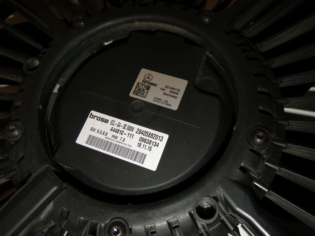 MERCEDES GLS 166 GL ML GLE 292 WIATRAK A0999062500 - obrazek 4