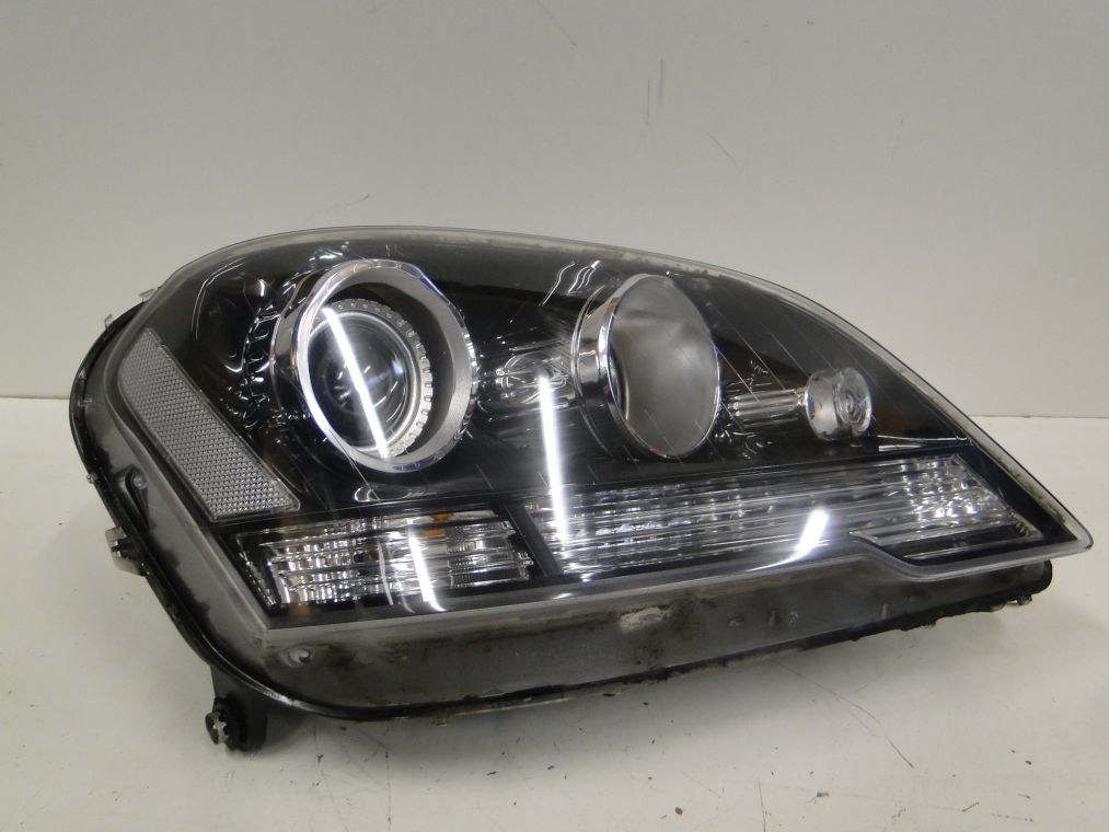 MERCEDES ML W164 PO LIFCIE LAMPA PRAWA XENON AMG